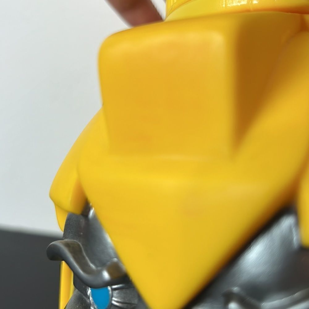 Universal Studios Transformers bumblebee sip cup 2012 - Picture 10 of 10